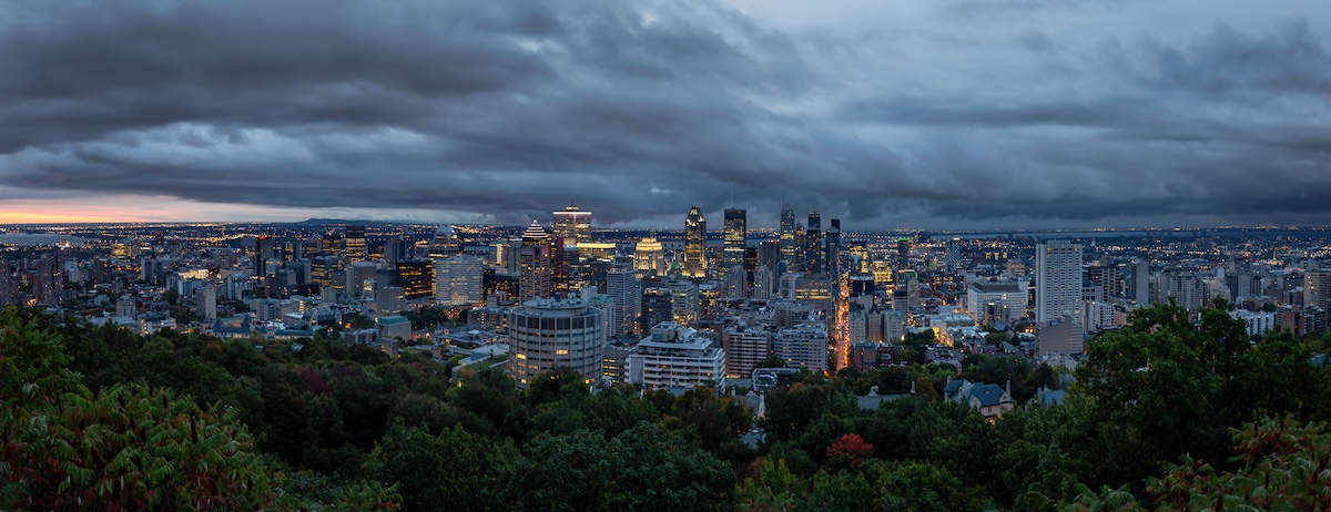 Vista panorâmica de Montréal em um dia de chuva